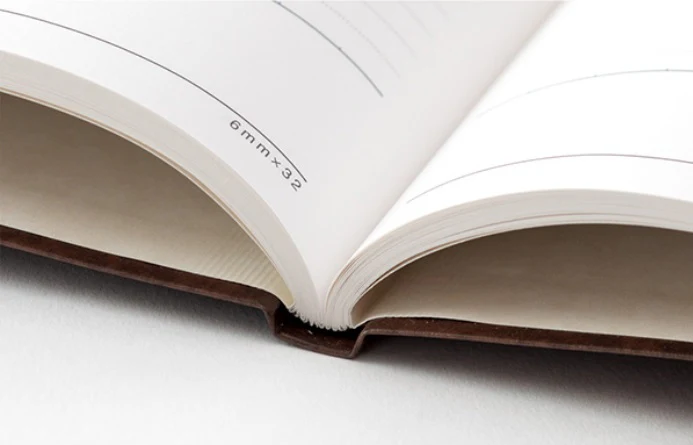 Midori Business Diary B5 Monthly – Brown – 2026 - Image 2