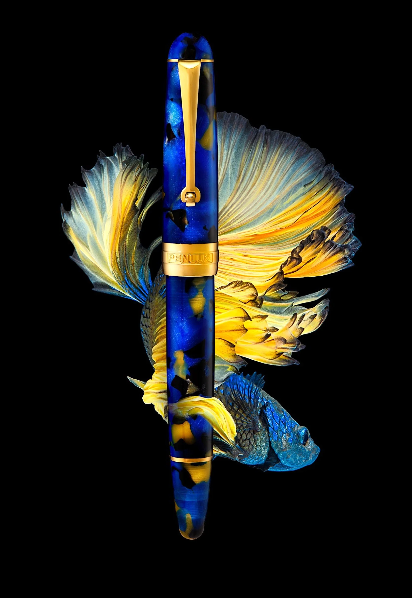 Penlux Masterpiece Delgado Betta Fountain Pen 14k Flex Gold - Image 3