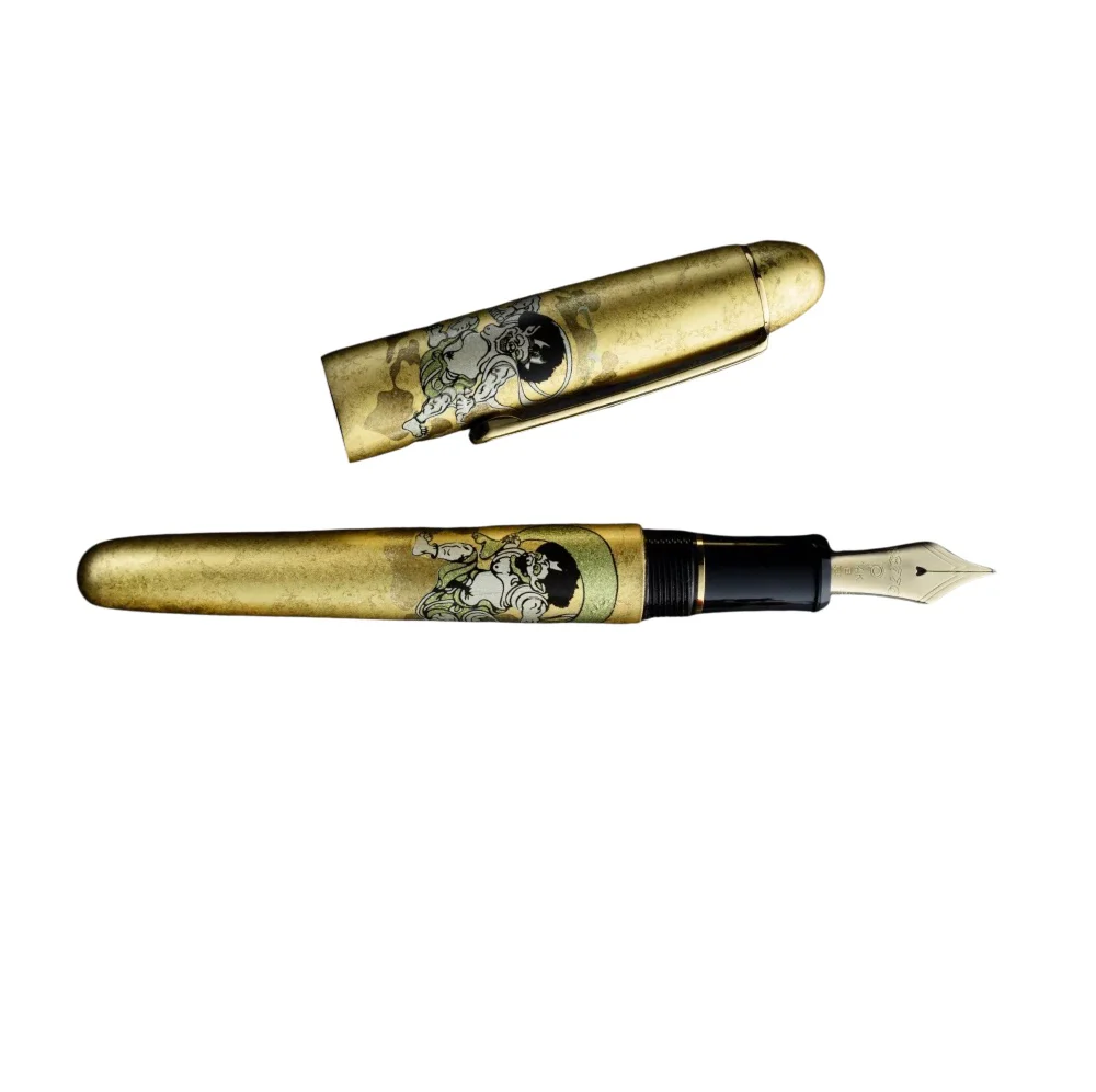 Platinum #3776 Century Kanazawa Gold Leaf Fujin Raijin